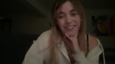 gemmyrosee online show from January 19, 2025, 7:15 am