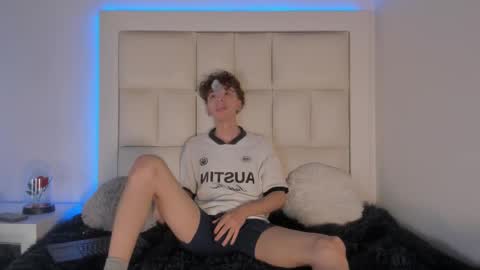 genesis_js online show from January 5, 2026, 8:34 pm