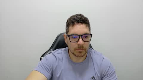 genesis_wb online show from April 24, 2026, 12:46 am