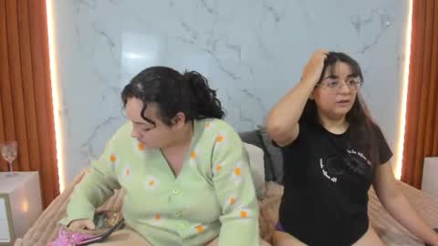 genesis_y_moon online show from July 10, 2026, 10:51 am