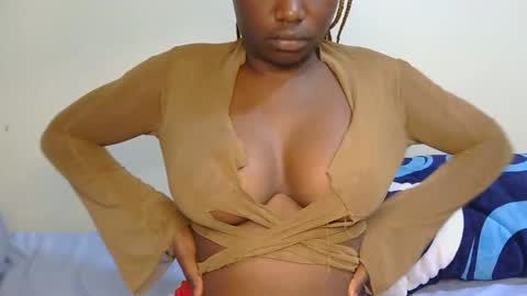 Luciana online show from November 7, 2025, 10:15 am