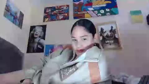 gensesisex online show from February 21, 2026, 6:42 pm