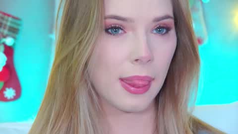 GentleRossi online show from November 25, 2025, 3:34 pm