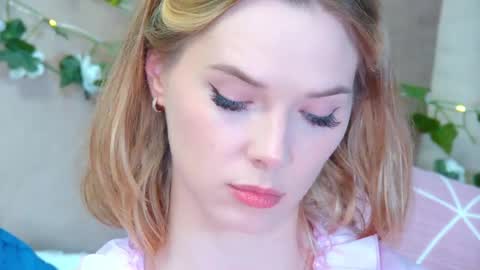 GentleRossi online show from May 12, 2026, 8:28 pm