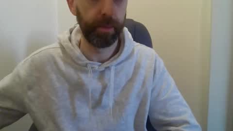 Snapshot of geon2xx chatting on December 3, 2024, 9:33 am Geon online show from December 3, 2024, 9:33 am