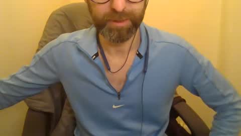 Snapshot of geon2xx chatting on January 28, 2025, 5:43 am Geon online show from January 28, 2025, 5:43 am