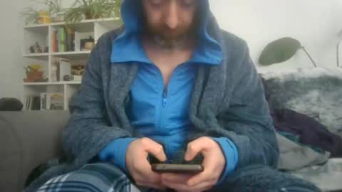 Snapshot of geon2xx chatting on September 9, 2025, 8:36 am Geon online show from September 9, 2025, 8:36 am