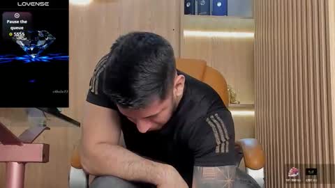 Snapshot of george_diesell_ chatting on February 3, 2026, 12:31 am George online show from February 3, 2026, 12:31 am