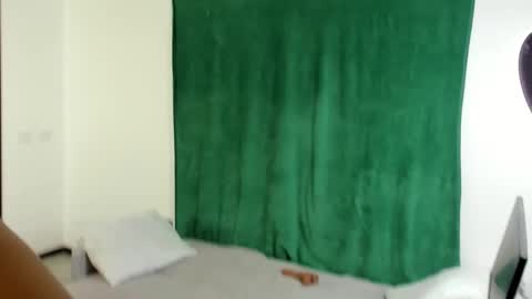 George my Fansly  online show from December 25, 2024, 4:22 pm