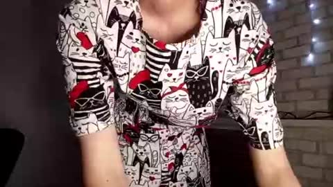 Ellie online show from June 13, 2026, 3:32 pm