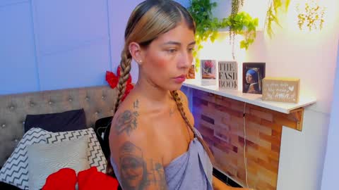 Snapshot of georgina_coule chatting on December 14, 2024, 6:30 pm Georgina Coule online show from December 14, 2024, 6:30 pm