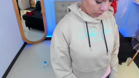 Snapshot of georgina_coule chatting on December 30, 2024, 6:16 pm Georgina Coule online show from December 30, 2024, 6:16 pm