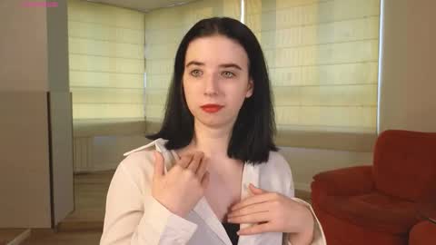 My name is Kelly online show from October 6, 2025, 3:15 am