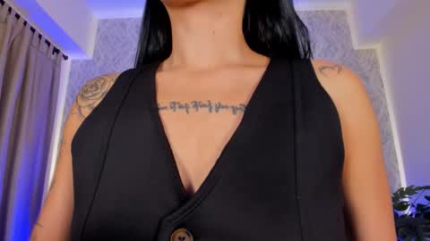 Kendal  online show from February 13, 2026, 2:13 pm