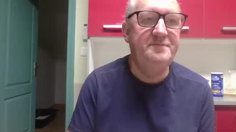 Snapshot of gerardlp131313 chatting on October 28, 2025, 8:22 pm gerardlp131313 online show from October 28, 2025, 8:22 pm