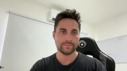 german_pecol online show from January 2, 2025, 6:56 pm