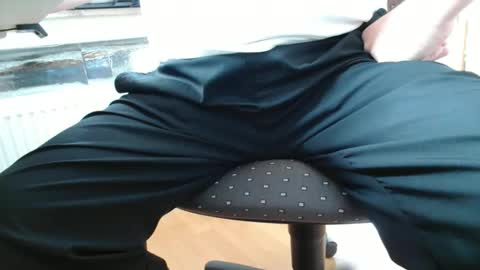 germanandy71 online show from October 29, 2025, 1:46 pm