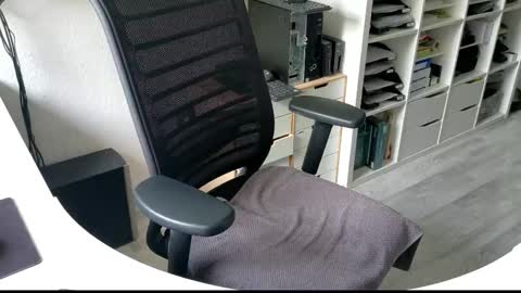 germinator33 online show from September 11, 2025, 11:43 am