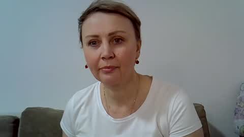 gessy_angel online show from February 4, 2026, 8:20 am