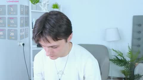 Alex online show from October 16, 2025, 9:32 am