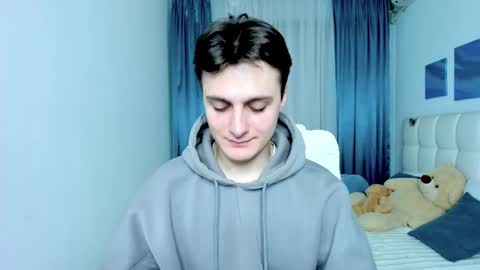 Alex online show from December 2, 2025, 11:04 am