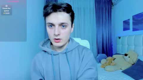 Alex online show from December 4, 2025, 10:24 am