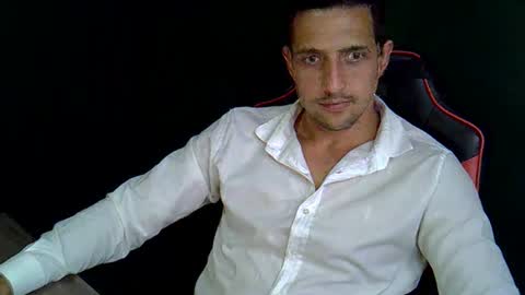 Snapshot of gh9961 chatting on November 11, 2025, 3:45 pm gh9961 online show from November 11, 2025, 3:45 pm