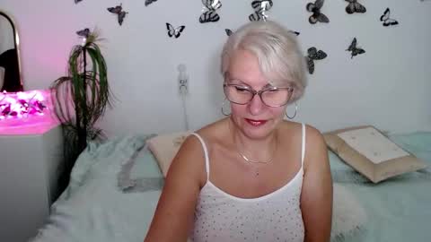 Snapshot of ghertrudequeen chatting on September 10, 2025, 3:28 am Ghertrudequeen online show from September 10, 2025, 3:28 am