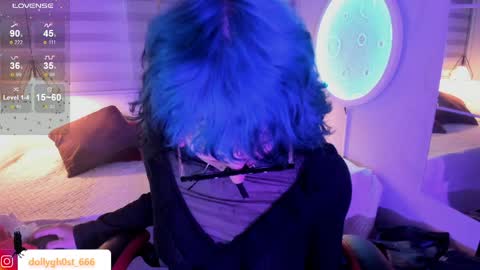 Allison  online show from April 18, 2026, 8:09 pm