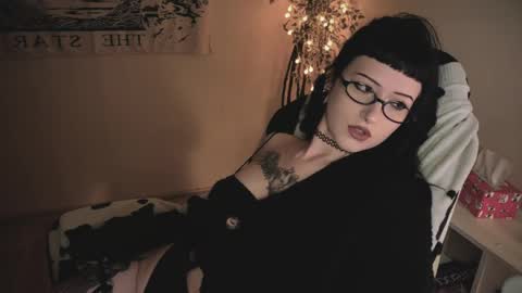 ghoticspectre online show from June 1, 2026, 4:52 pm