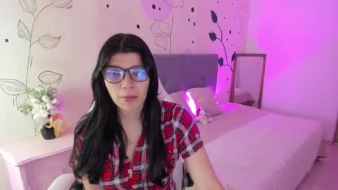 Snapshot of gia_brawn chatting on October 23, 2025, 11:42 am Gia online show from October 23, 2025, 11:42 am