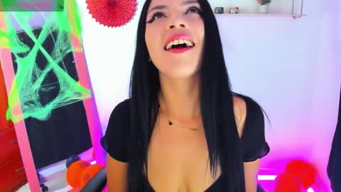 giaaaa   online show from October 11, 2025, 11:25 pm