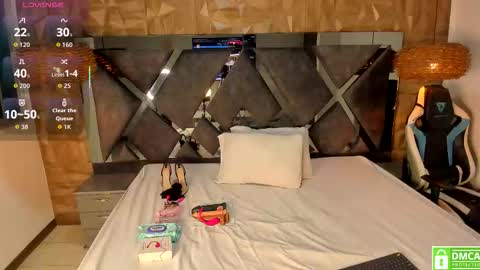 Darlliny online show from February 1, 2026, 4:22 am