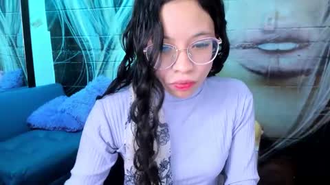 giaa rossi online show from November 24, 2025, 2:06 pm