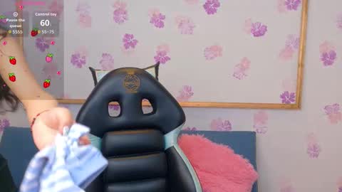 giaa rossi online show from December 21, 2025, 1:18 pm