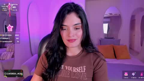 Gia Ferrera online show from January 9, 2025, 9:59 am