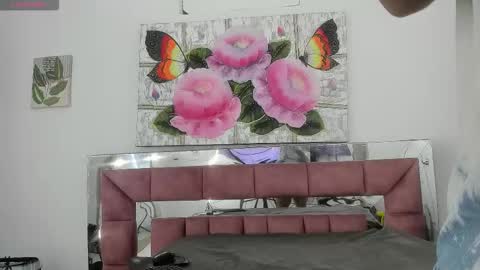 Snapshot of giamacaray chatting on November 23, 2025, 6:30 pm Giamacaray online show from November 23, 2025, 6:30 pm