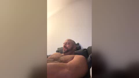 Snapshot of gianloveumore chatting on April 11, 2026, 3:00 am gianloveumore online show from April 11, 2026, 3:00 am