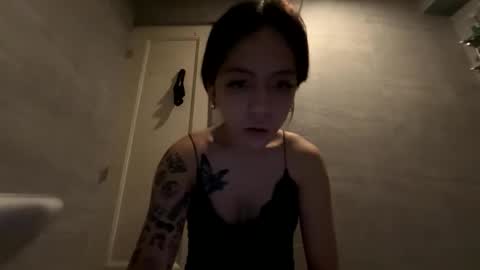 gianna lusty online show from April 8, 2026, 2:28 pm