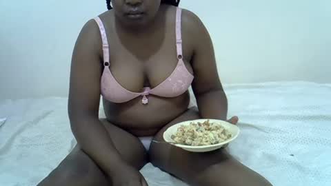 Snapshot of giannah01 chatting on February 23, 2025, 7:55 am Giannah online show from February 23, 2025, 7:55 am