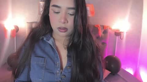 Snapshot of giannaslimjb chatting on October 7, 2025, 3:25 am giannaslimjb online show from October 7, 2025, 3:25 am