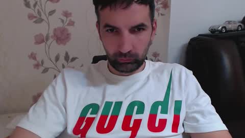 Snapshot of gianni_lion chatting on April 6, 2026, 1:23 pm Gianni online show from April 6, 2026, 1:23 pm