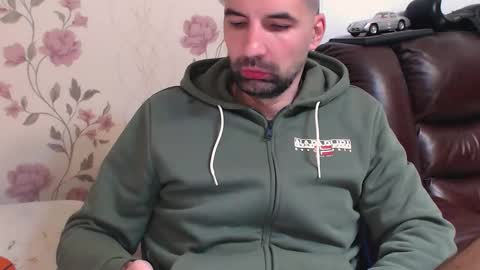 Snapshot of gianni_lion chatting on April 7, 2026, 7:14 pm Gianni online show from April 7, 2026, 7:14 pm