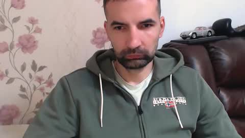 Snapshot of gianni_lion chatting on April 9, 2026, 11:59 am Gianni online show from April 9, 2026, 11:59 am