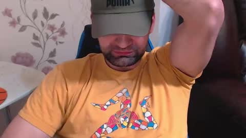 Snapshot of gianni_lion chatting on May 5, 2026, 5:21 pm Gianni online show from May 5, 2026, 5:21 pm