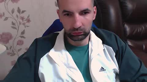Snapshot of gianni_lion chatting on May 7, 2026, 9:25 am Gianni online show from May 7, 2026, 9:25 am