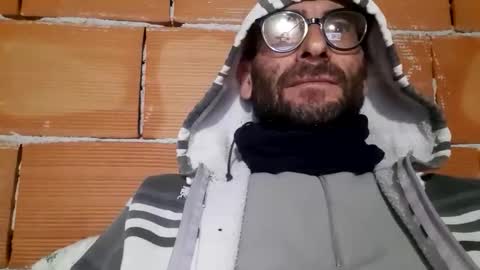 Corrado online show from November 26, 2025, 3:35 pm