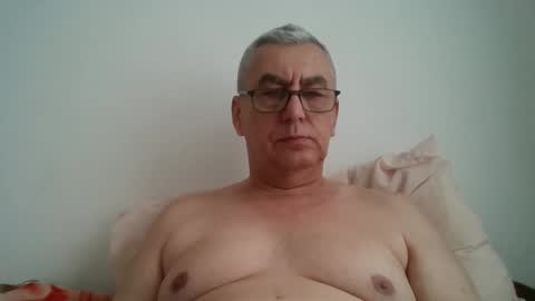 gigi1970 online show from March 22, 2026, 12:52 pm