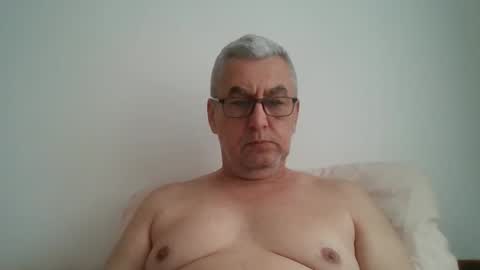 gigi1970 online show from March 29, 2026, 8:58 am