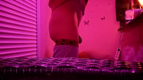 gigis111 online show from February 20, 2025, 12:41 am